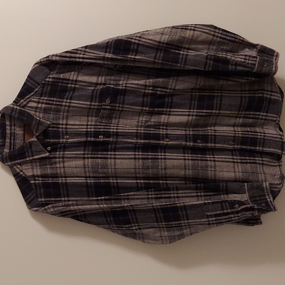 Men's Flannel Gray/Black Button-Down Shirt M